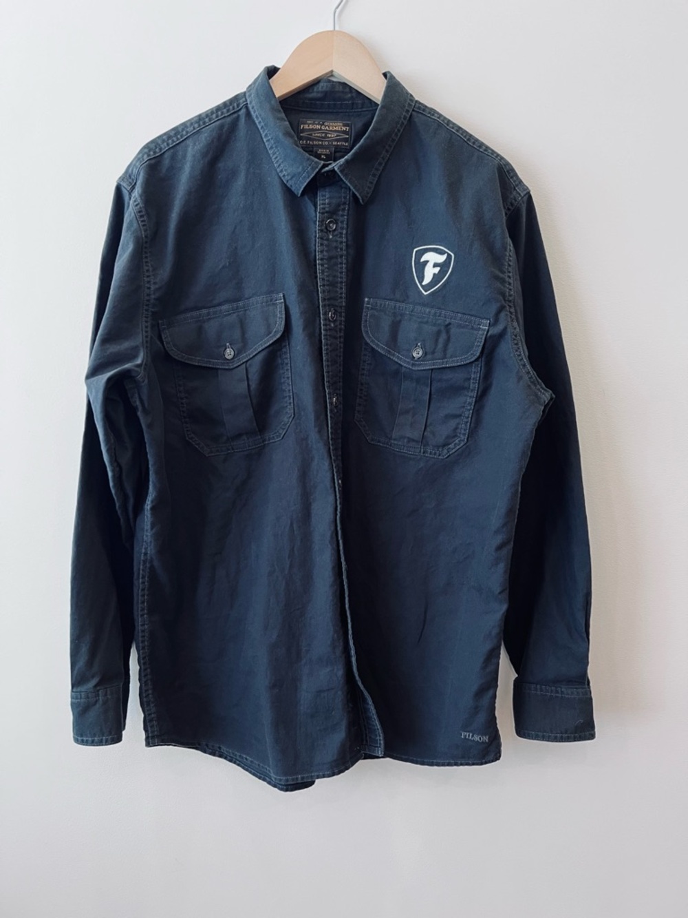 Filson Men's Black Button Down Shirt Heavyweight Cotton Twill Workwear XL